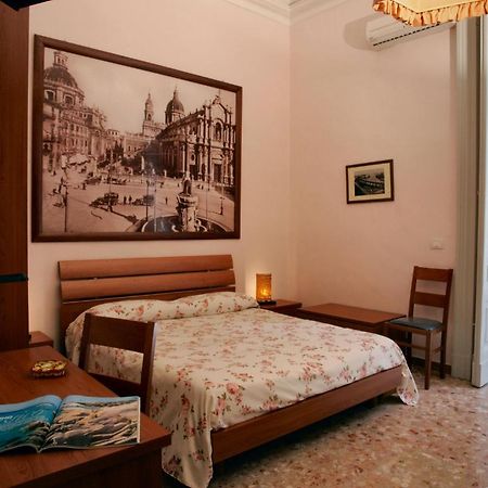 Picone Bed&Breakfast カターニア 部屋 写真