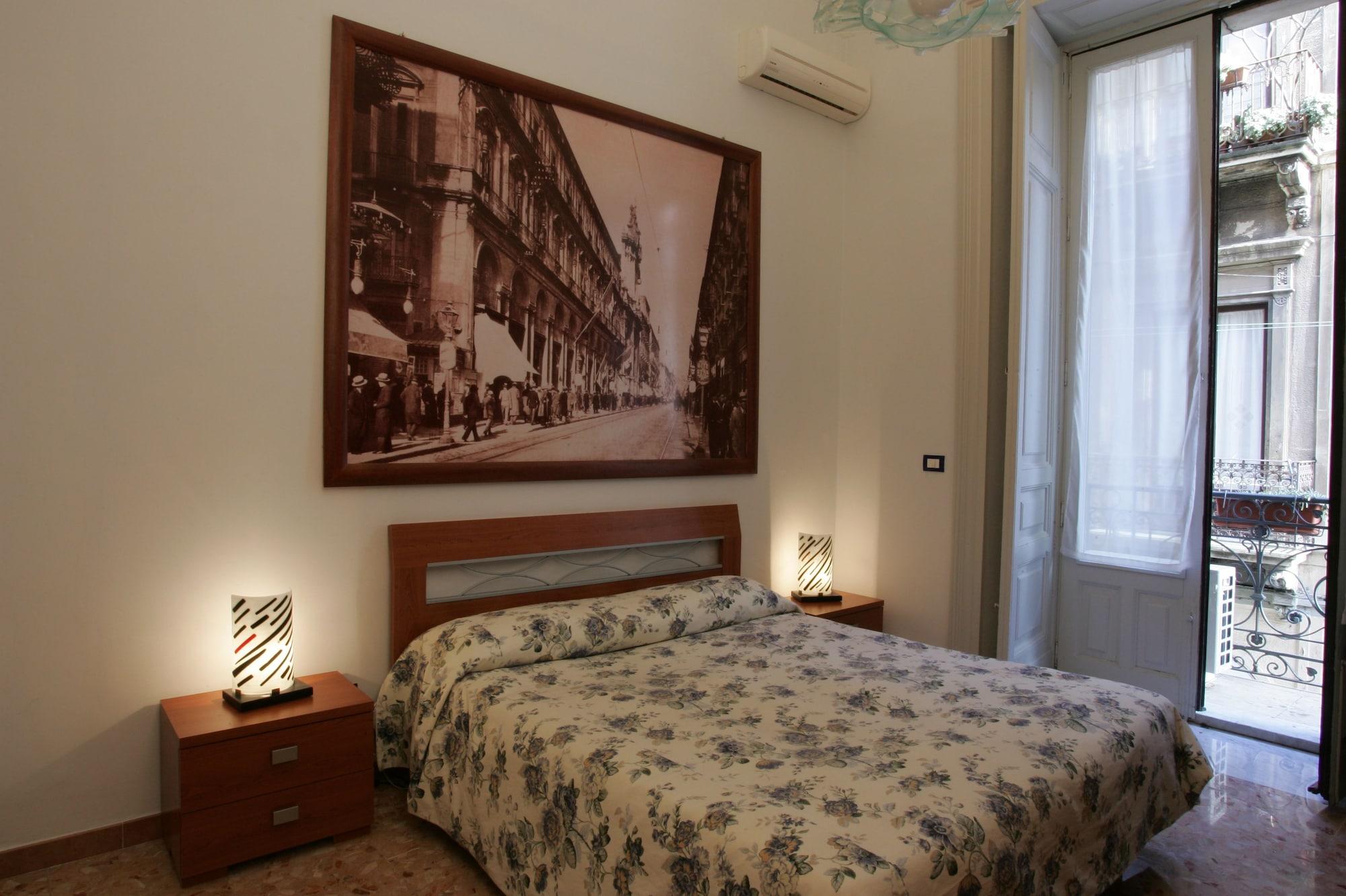 Picone Bed&Breakfast カターニア エクステリア 写真