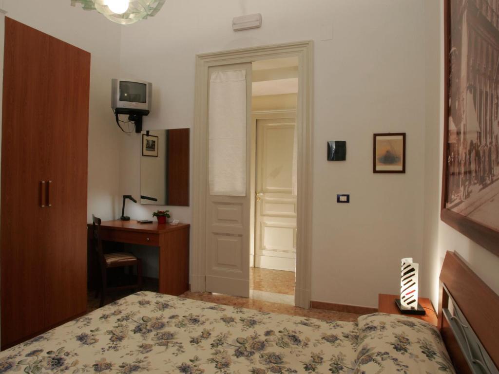 Picone Bed&Breakfast カターニア 部屋 写真