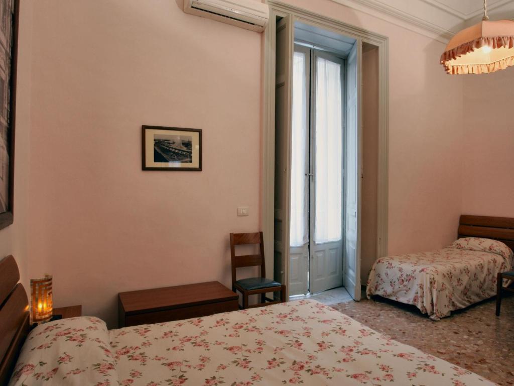 Picone Bed&Breakfast カターニア 部屋 写真